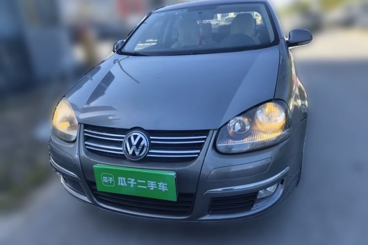 Used Volkswagen Sagitar 2011 1.6L Automatic Comfort Edition Front