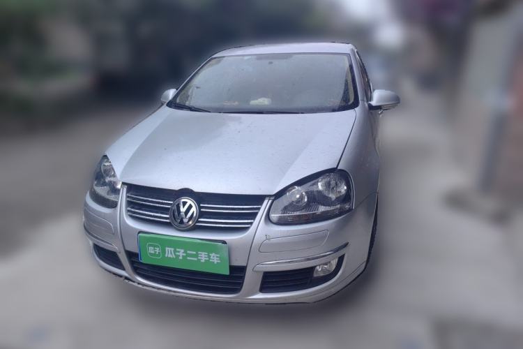 Used Volkswagen Sagitar 2011 1.6L Automatic Fashion Edition Front