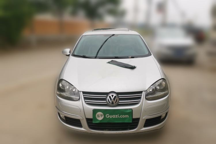 Used Volkswagen Sagitar 2011 1.4 TSI Automatic Luxury Edition Front