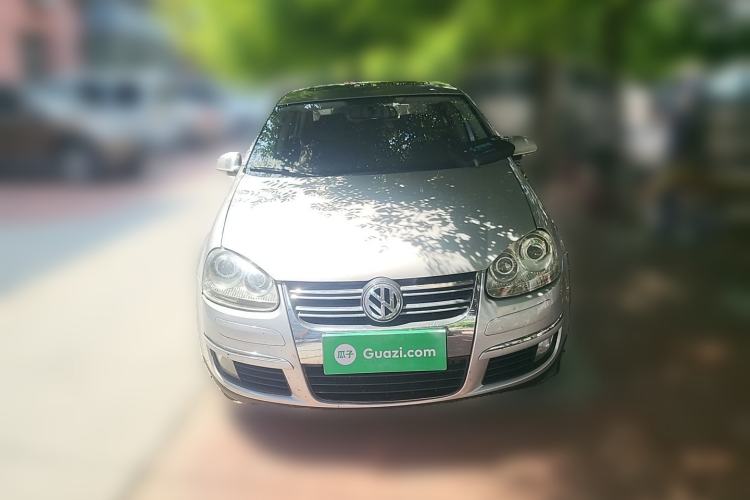Used Volkswagen Sagitar 2011 1.6L Automatic Comfort Edition Front