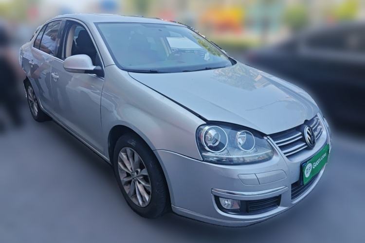 Used Volkswagen Sagitar 2011 1.6L Automatic Special Edition Front Right 45 Deg