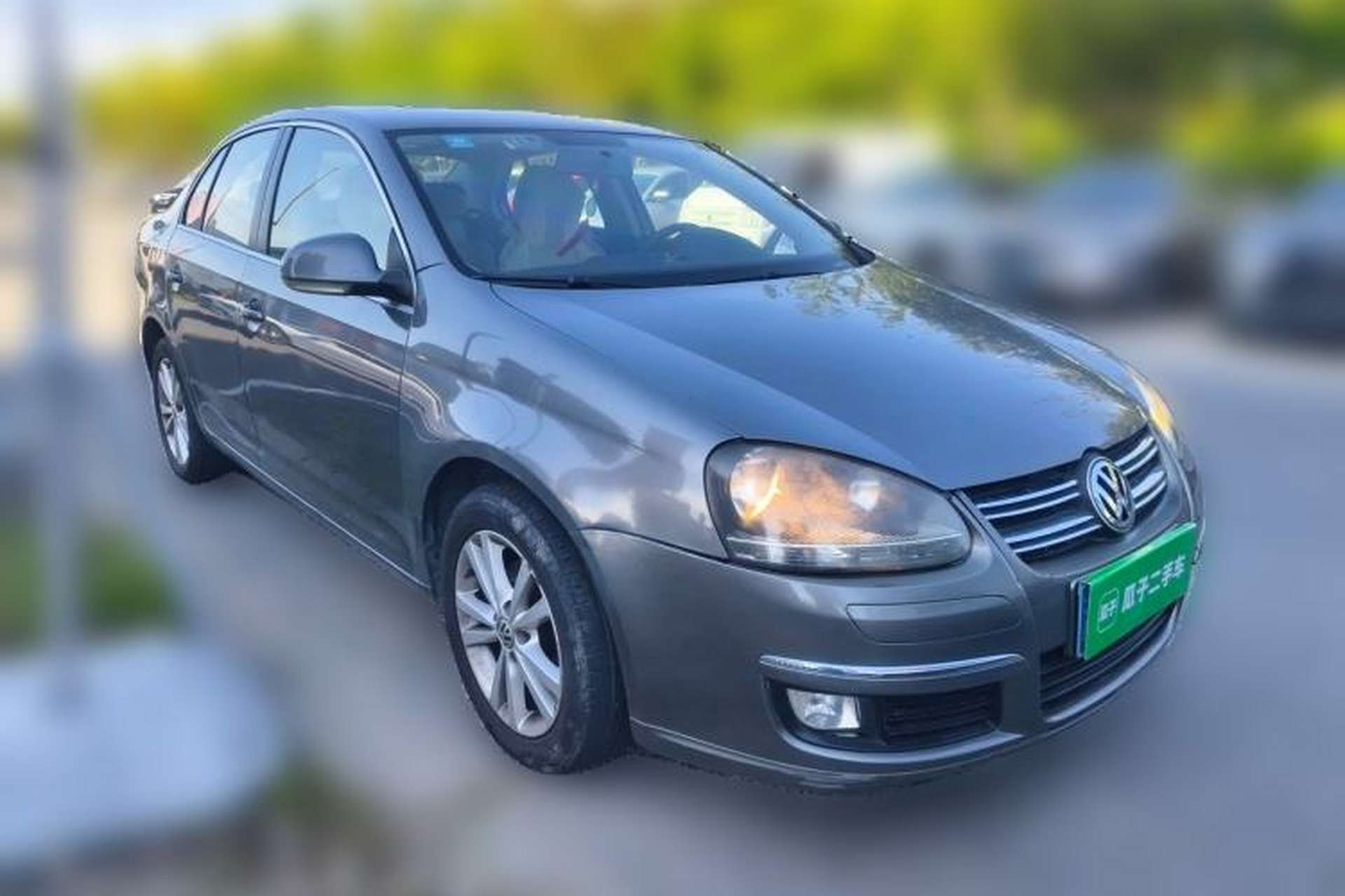 Used Volkswagen Sagitar 2011 1.6L Automatic Comfort Edition Front Right 45 Deg