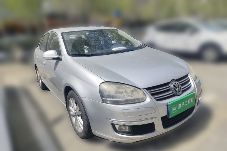 Used Volkswagen Sagitar 2011 1.4 TSI Automatic Tech Model Front Right 45 Deg
