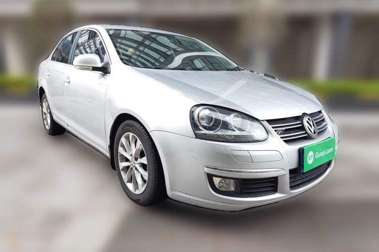 Used Volkswagen Sagitar 2011 1.6L Automatic Special Edition Front Right 45 Deg