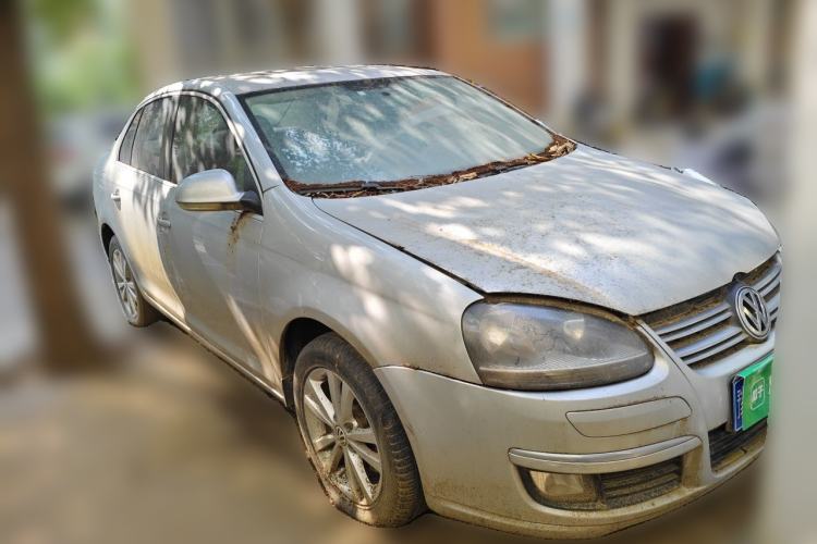 Used Volkswagen Sagitar 2011 1.4 TSI Manual Tech Model Front Right 45 Deg