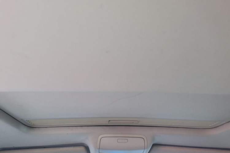 Used Volkswagen Sagitar 2011 1.6L Automatic Comfort Edition Headliner