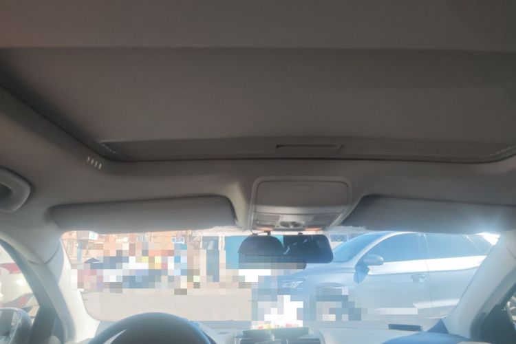 Used Volkswagen Sagitar 2011 1.6L Automatic Comfort Edition Headliner