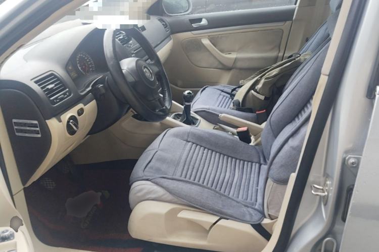 Used Volkswagen Sagitar 2011 1.6L Manual Comfort Version Left Front Seat