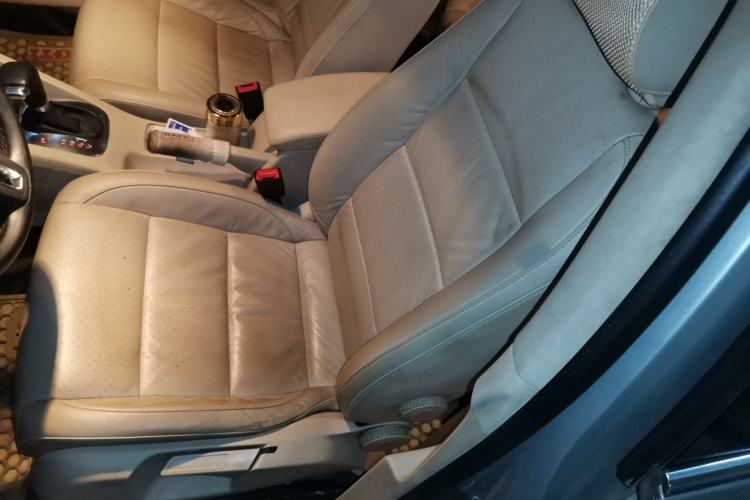 Used Volkswagen Sagitar 2011 1.4 TSI Automatic Luxury Edition Left Front Seat