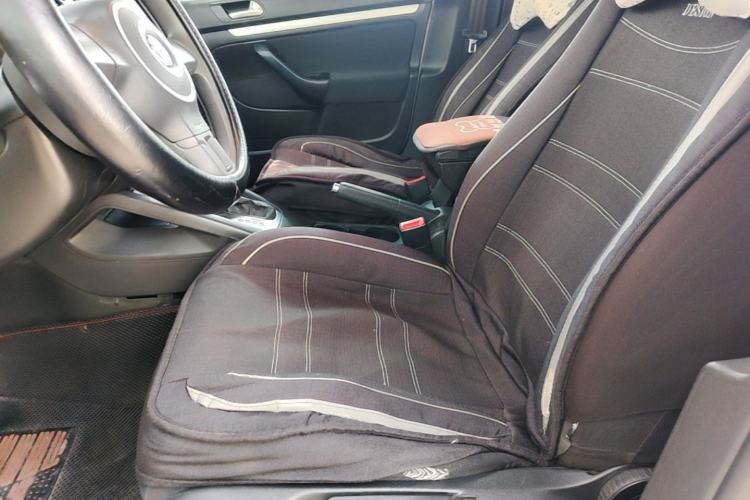 Used Volkswagen Sagitar 2011 1.6L Automatic Comfort Edition Left Front Seat