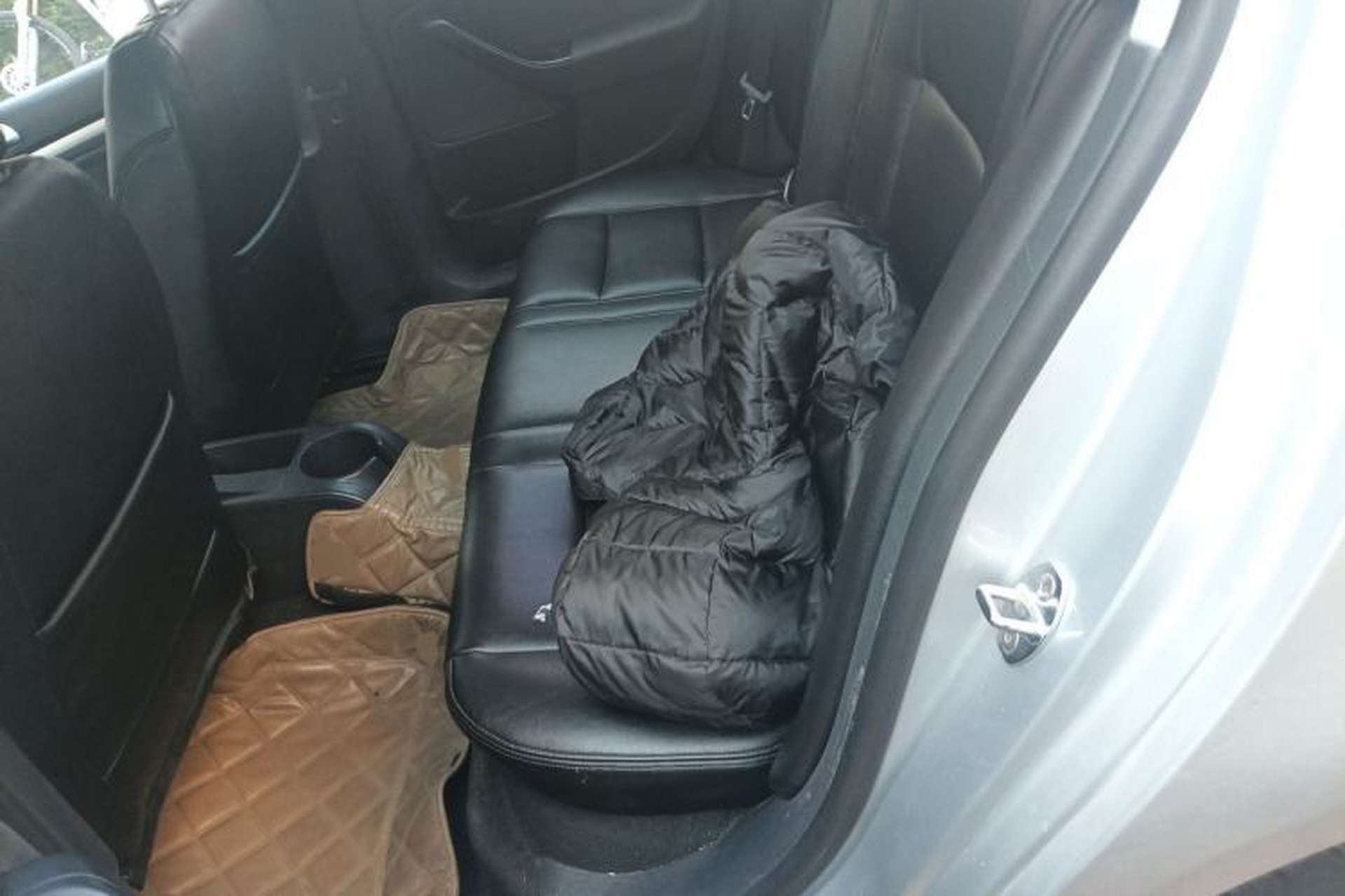 Used Volkswagen Sagitar 2011 1.6L Automatic Comfort Edition Left Rear Seat