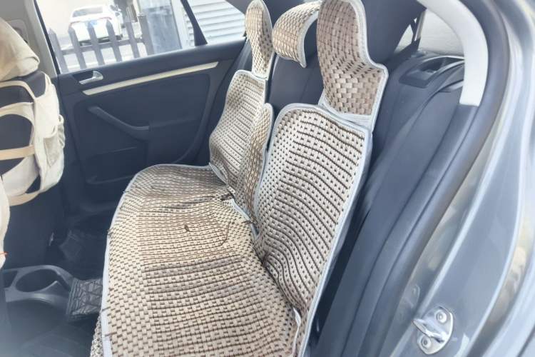 Used Volkswagen Sagitar 2011 1.6L Automatic Comfort Edition Left Rear Seat