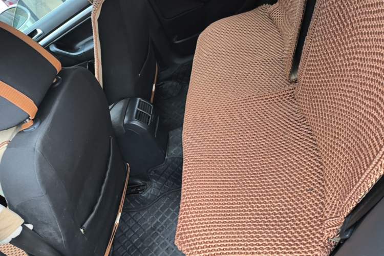 Used Volkswagen Sagitar 2011 1.4 TSI Automatic Tech Model Left Rear Seat