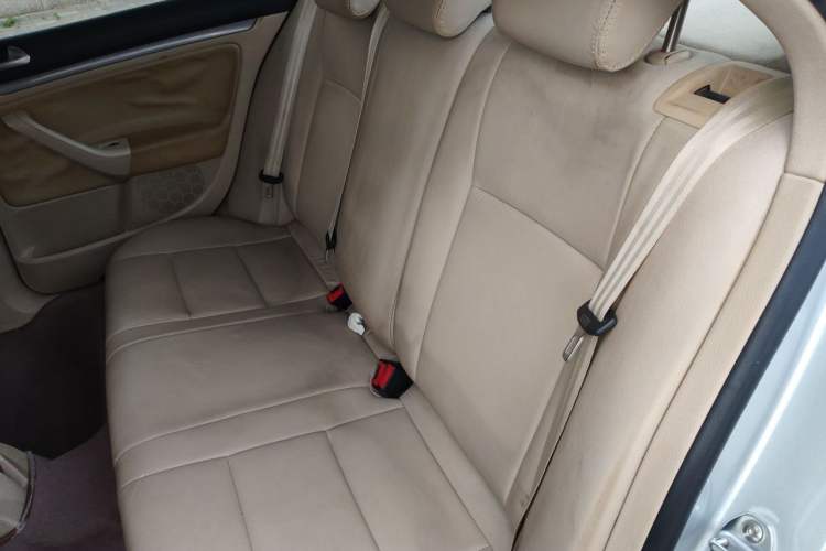 Used Volkswagen Sagitar 2011 1.6L Automatic Comfort Edition Left Rear Seat
