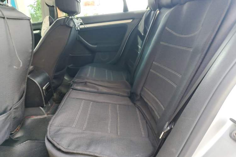 Used Volkswagen Sagitar 2011 1.6L Automatic Comfort Edition Left Rear Seat