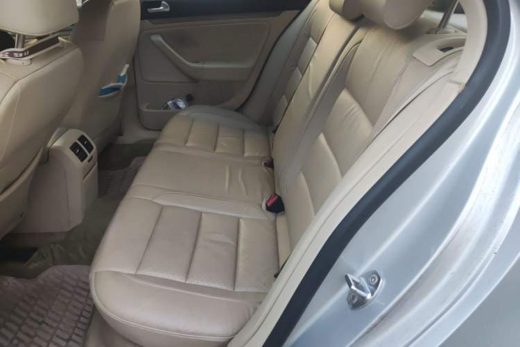 Used Volkswagen Sagitar 2011 1.4 TSI Manual Luxury Edition Left Rear Seat