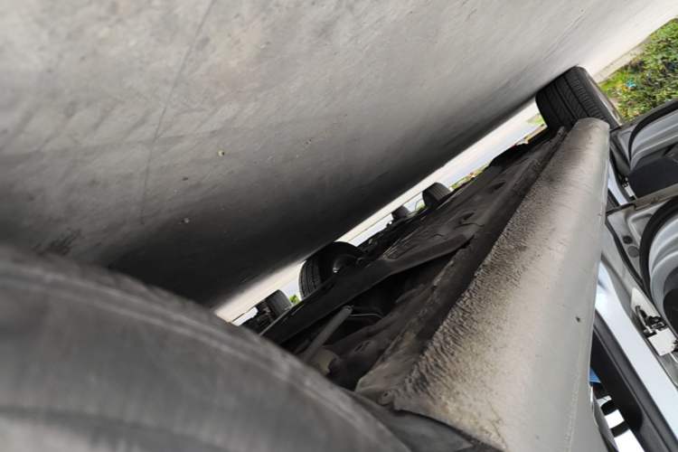 Used Volkswagen Sagitar 2011 1.4 TSI Automatic Tech Model Left Side Sill