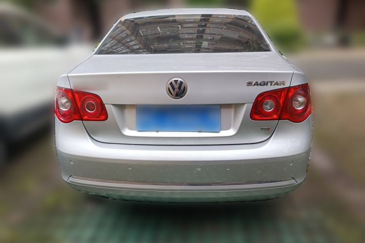 Used Volkswagen Sagitar 2011 1.4 TSI Automatic Luxury Edition Rear