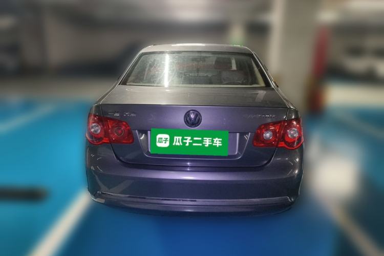 Used Volkswagen Sagitar 2011 1.6L Automatic Fashion Edition Rear