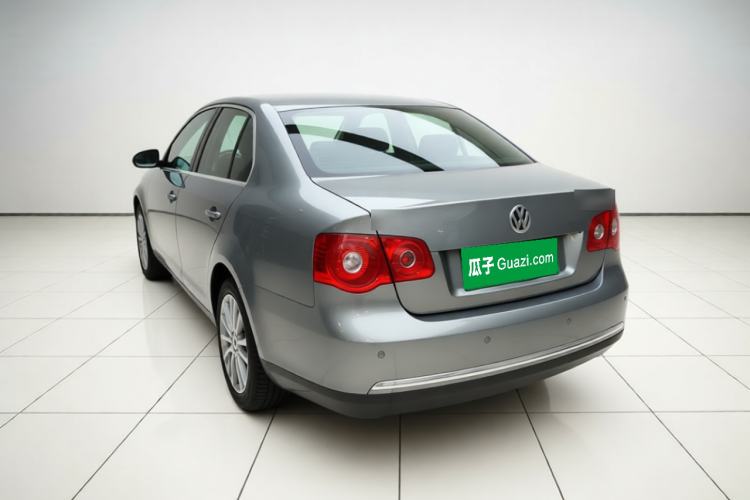 Used Volkswagen Sagitar 2011 1.6L Automatic Fashion Edition Rear Left 45 Deg
