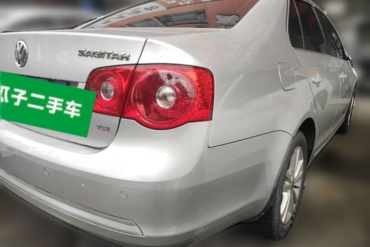 Used Volkswagen Sagitar 2011 1.6L Automatic Special Edition Rear Right 45 Deg