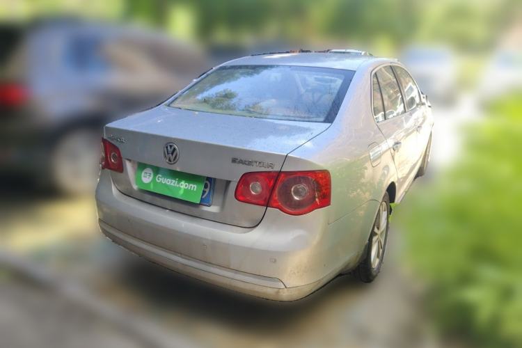 Used Volkswagen Sagitar 2011 1.6L Manual Comfort Version Rear Right 45 Deg