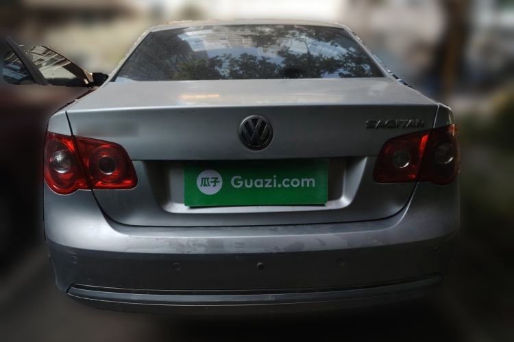 Used Volkswagen Sagitar 2011 1.6L Manual Comfort Version Rear