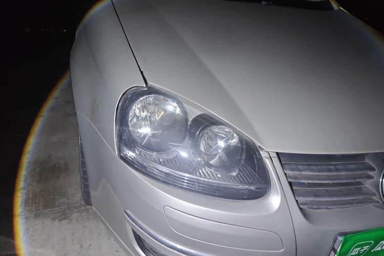 Used Volkswagen Sagitar 2011 1.4 TSI Automatic Luxury Edition Right Front Headlight