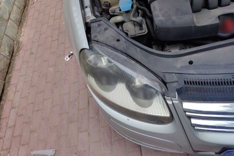 Used Volkswagen Sagitar 2011 1.6L Automatic Special Edition Right Front Headlight