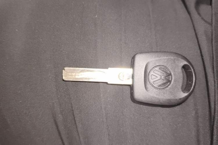 Used Volkswagen Sagitar 2011 1.4 TSI Manual Luxury Edition Vehicle Key