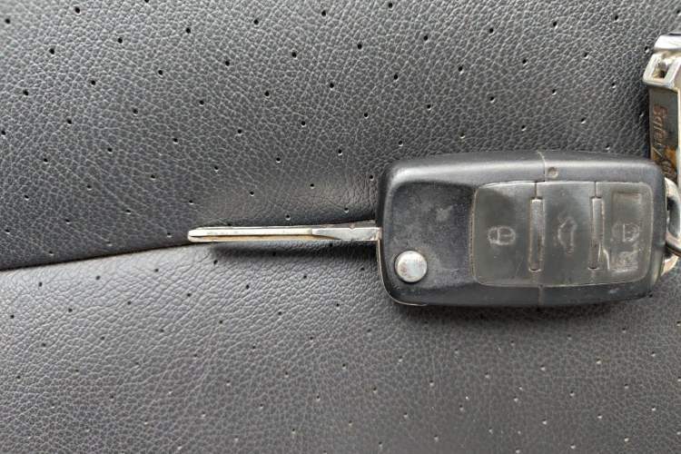 Used Volkswagen Sagitar 2011 1.4 TSI Manual Luxury Edition Vehicle Key