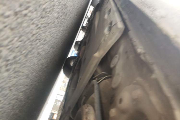 Used Volkswagen Sagitar 2011 1.6L Automatic Comfort Edition Chassis Rear Left