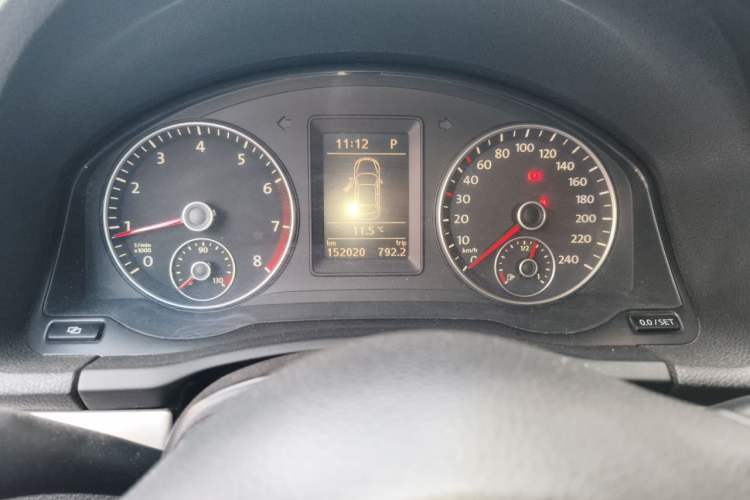 Used Volkswagen Sagitar 2011 1.4 TSI Automatic Luxury Edition Instrument Cluster