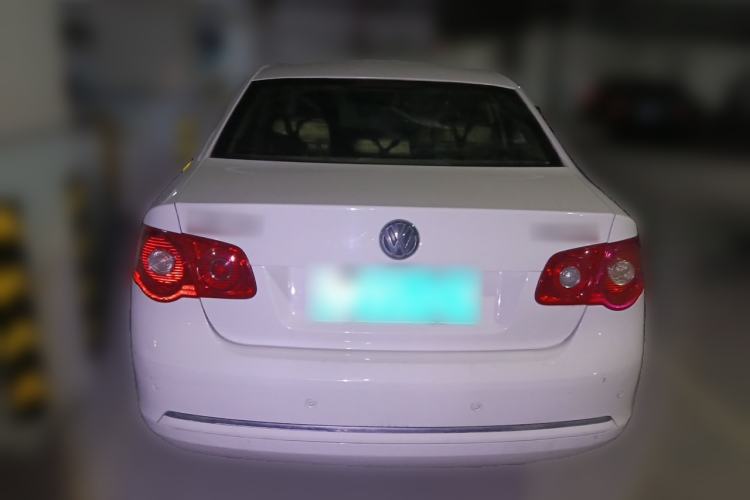 Used Volkswagen Sagitar 2011 1.6L Automatic Fashion Edition Rear