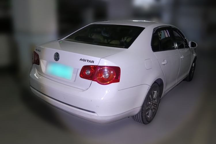 Used Volkswagen Sagitar 2011 1.6L Automatic Fashion Edition Rear Right 45 Deg