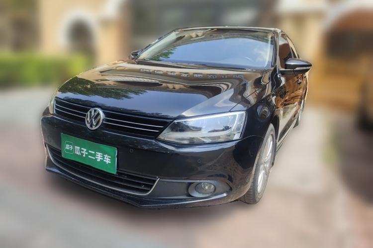 Used Volkswagen Sagitar 2012 1.4TSI Automatic Luxury Edition Guazi used car, China used car export, Used car for sale, Used  cars, Cheapest cars for sale
