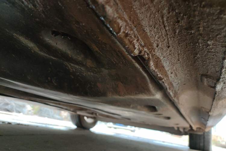 Used Volkswagen Sagitar 2012 1.6L Manual Comfort Model Chassis Front Left