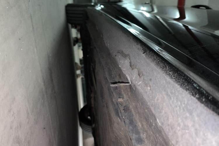 Used Volkswagen Sagitar 2012 1.6L Manual Comfort Model Chassis Front Right