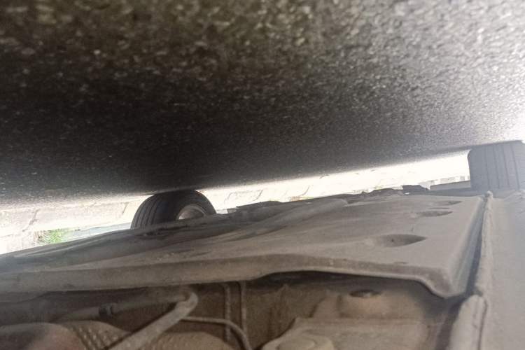 Used Volkswagen Sagitar 2012 1.6L Manual Comfort Model Chassis Rear Left