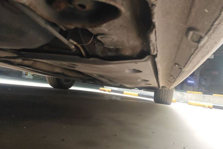 Used Volkswagen Sagitar 2012 1.6L Manual Comfort Model Chassis Rear Right