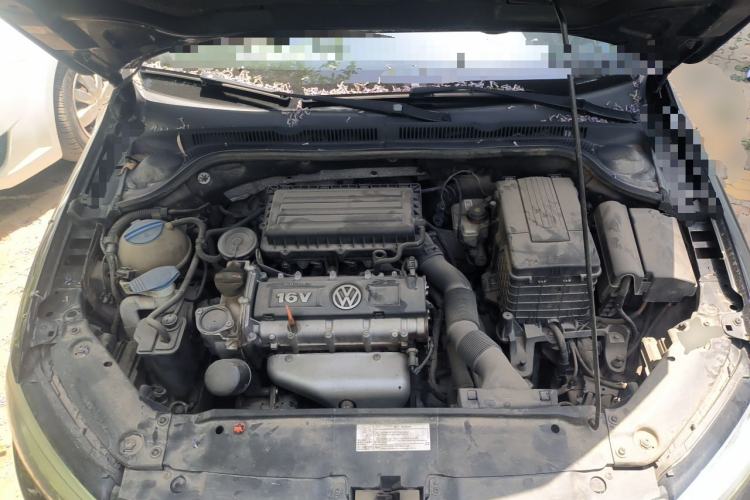 Used Volkswagen Sagitar 2012 1.6L Automatic Comfort Edition Engine Bay