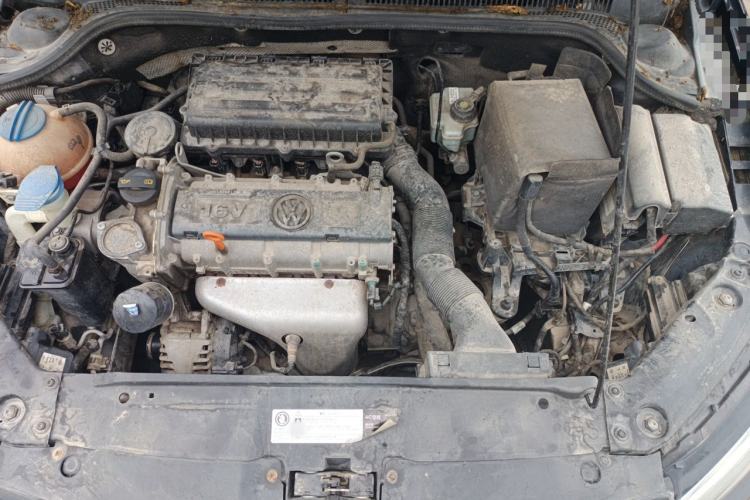 Used Volkswagen Sagitar 2012 1.6L Manual Comfort Model Engine Bay