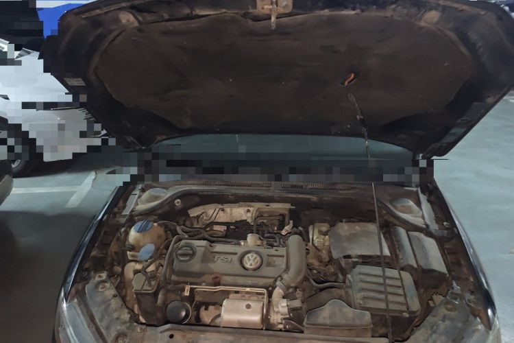 Used Volkswagen Sagitar 2012 1.4TSI Manual Luxury Model Engine Bay