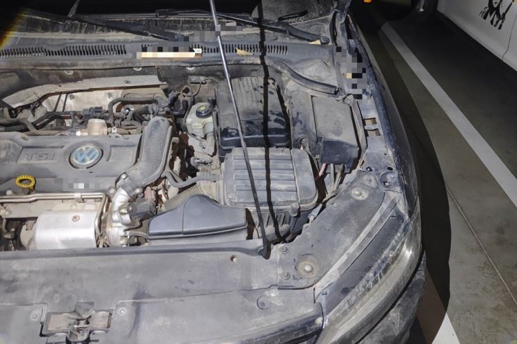 Used Volkswagen Sagitar 2012 1.4TSI Automatic Fashion Edition Engine Bay Left