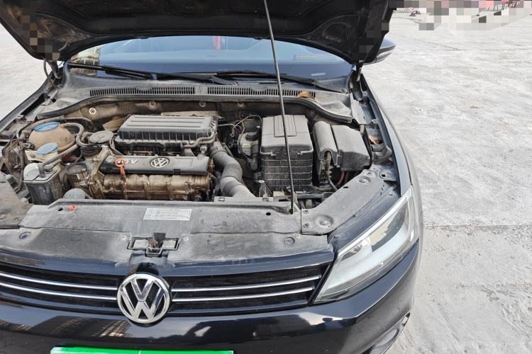 Used Volkswagen Sagitar 2012 1.6L Automatic Comfort Edition Engine Bay Left