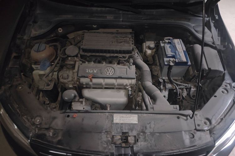 Used Volkswagen Sagitar 2012 1.6L Manual Comfort Model Engine Bay