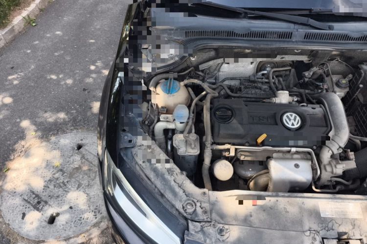 Used Volkswagen Sagitar 2012 1.4TSI Automatic Fashion Edition Engine Bay Right