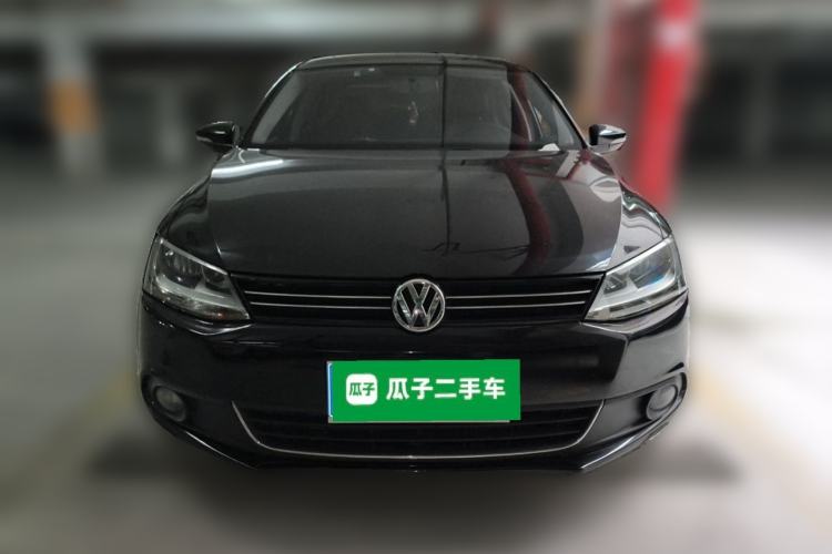 Used Volkswagen Sagitar 2012 1.6L Manual Comfort Model Front