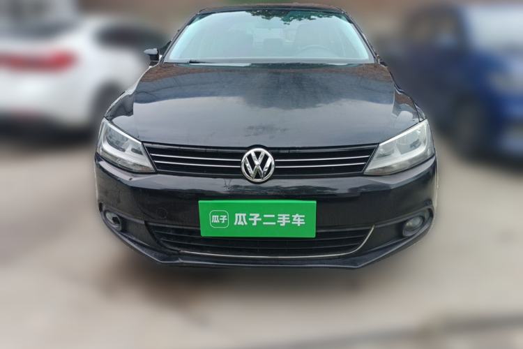 Used Volkswagen Sagitar 2012 1.6L Manual Comfort Model Front