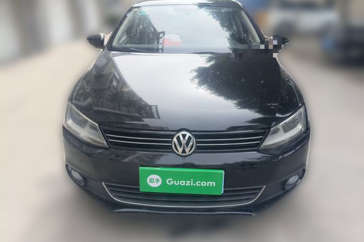 Used Volkswagen Sagitar 2012 1.6L Manual Comfort Model Front